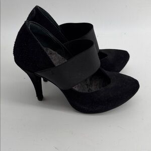 Pedro Garcia Loreen suede platform round top heel pumps